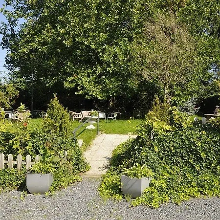 Vroenhof 2*